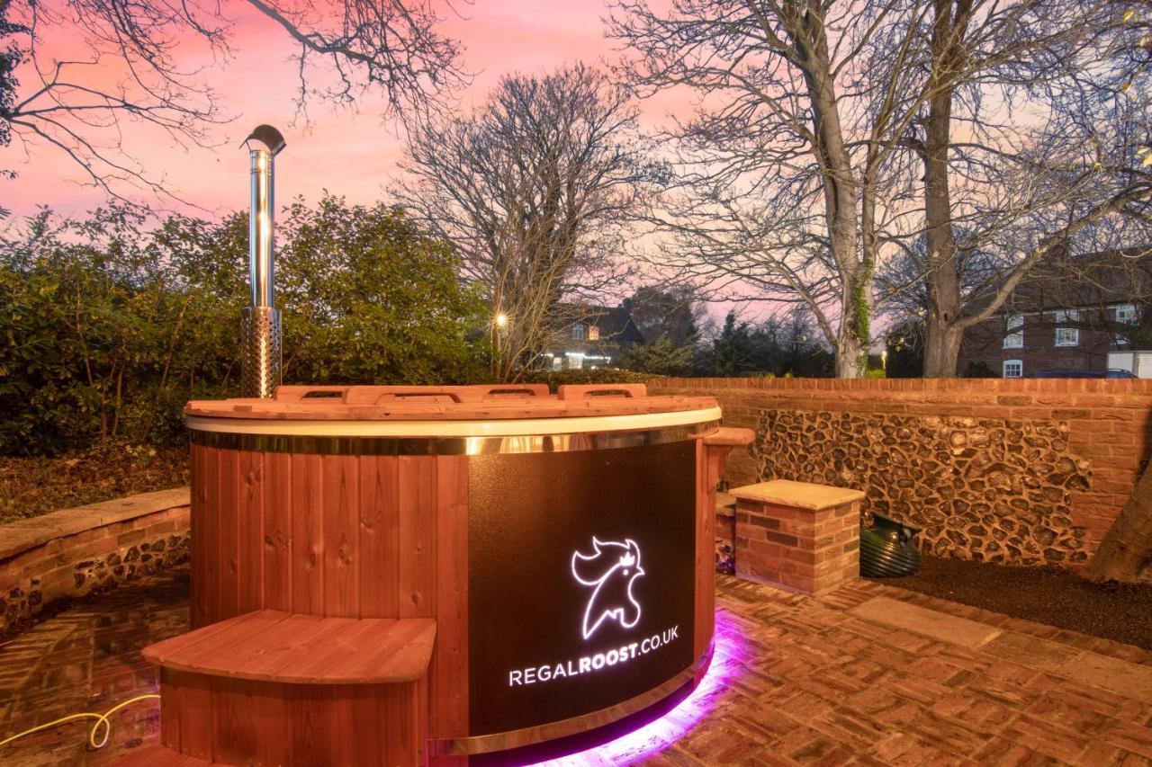 The Roost Group - The Coach House - Hot Tub Villa Gravesend Esterno foto