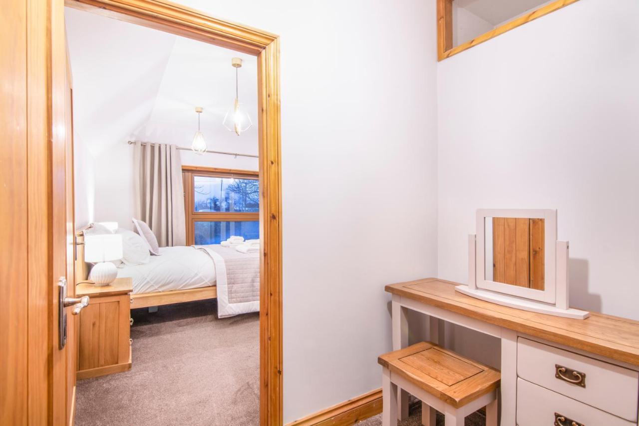 The Roost Group - The Coach House - Hot Tub Villa Gravesend Esterno foto